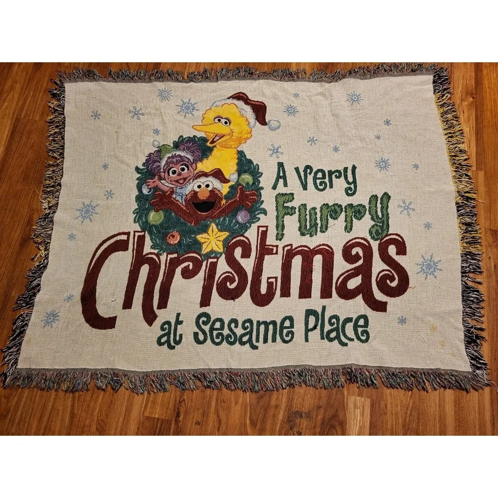 A VERY FURRY CHRISTMAS AT SESAME PLACE BLANKET THROW SESAME STREET ELMO RARE HTF